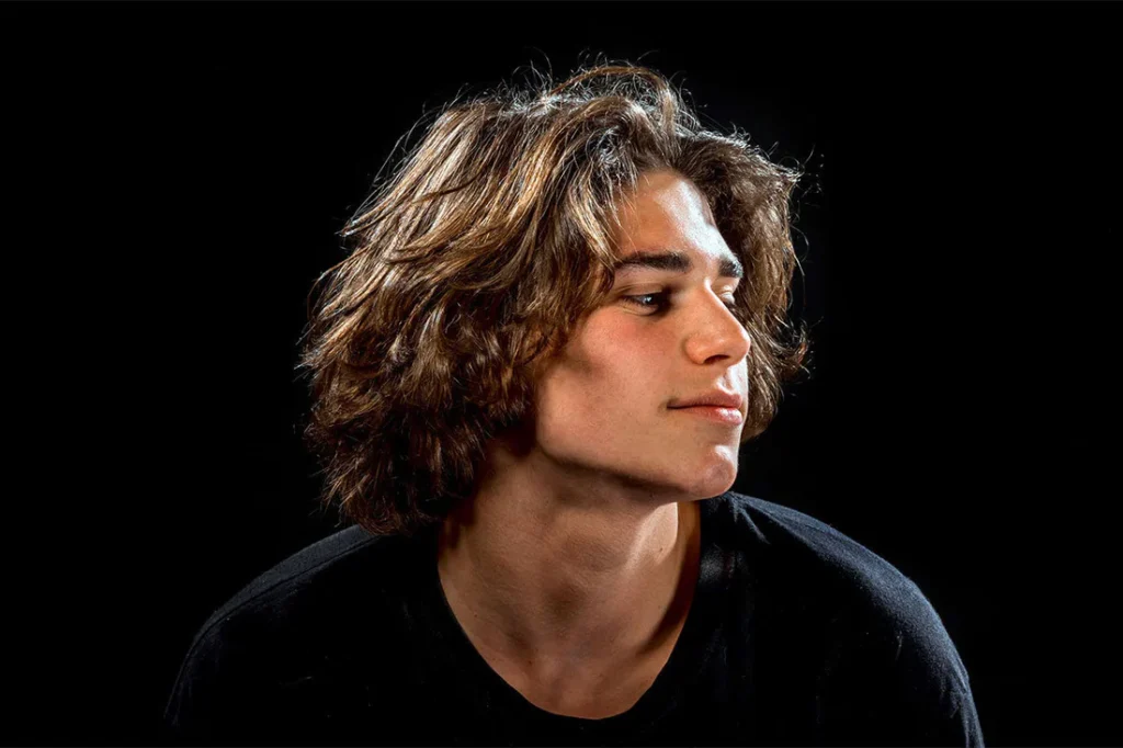 Classic Middle Part with Textured Sides